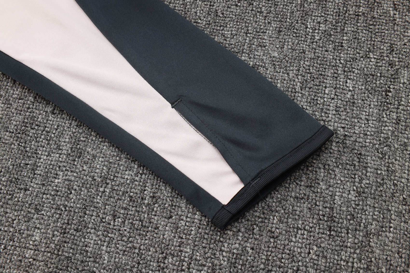 Real Madrid Kids Training Suit 24/25