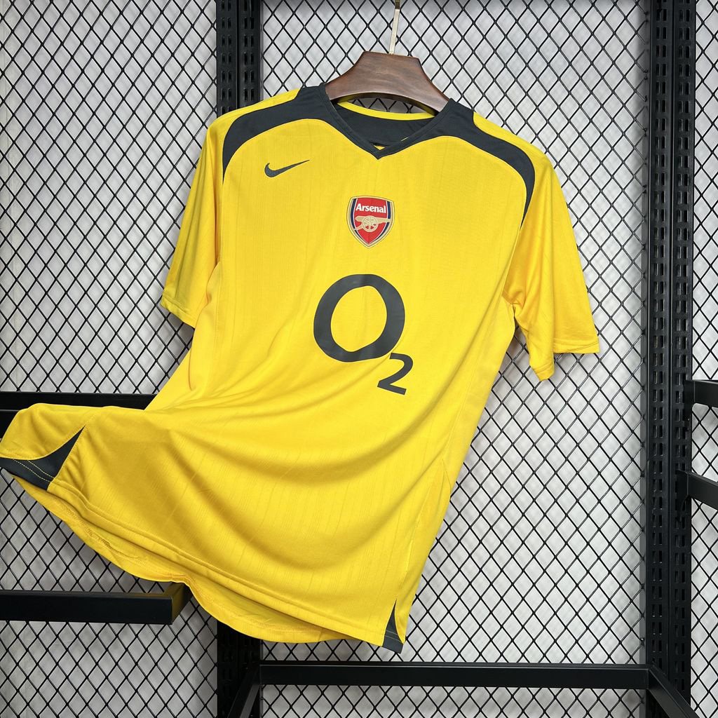 05-06 Arsenal Away Retro football jersey