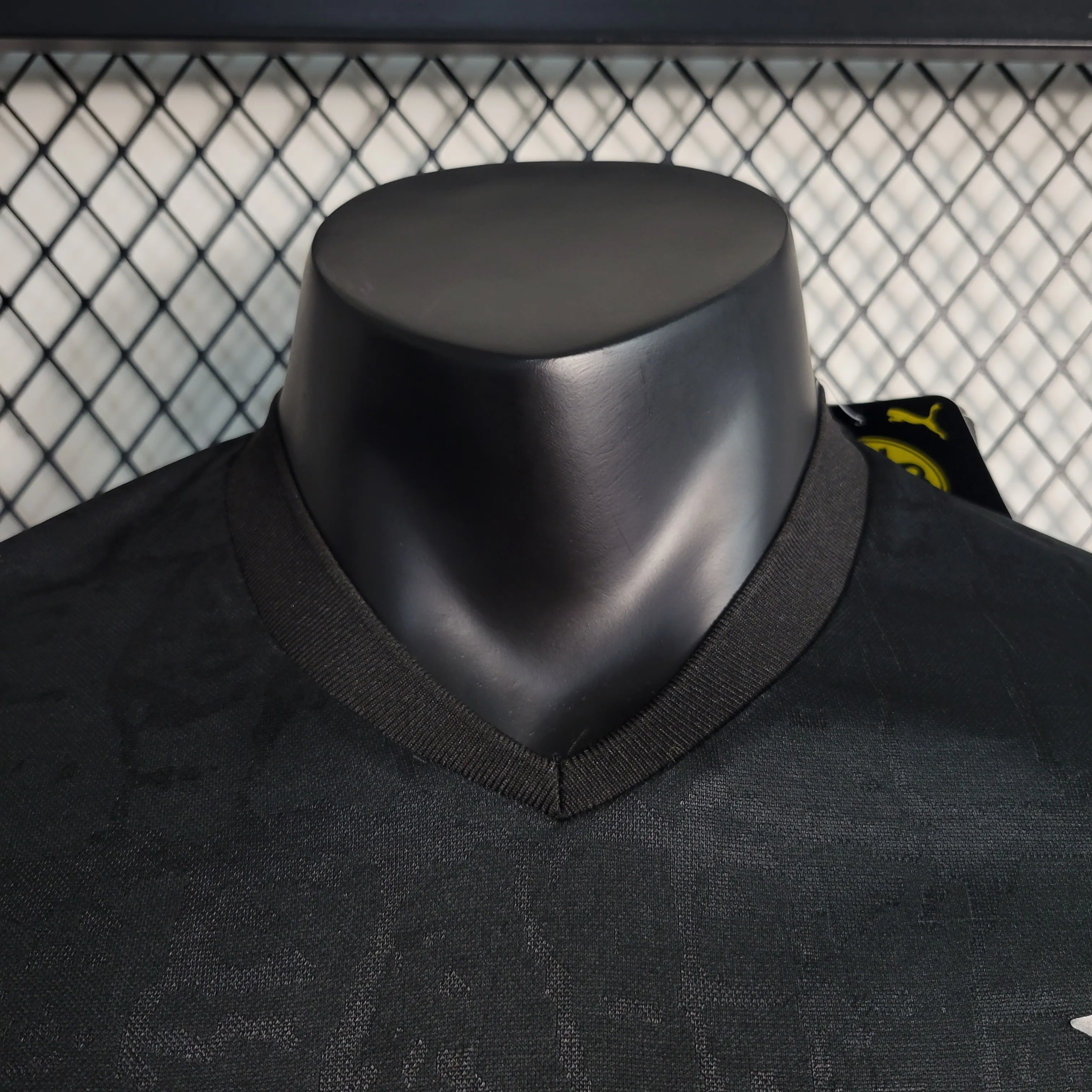 22-23 Borussia Dortmund All-Black Jersey Player Version