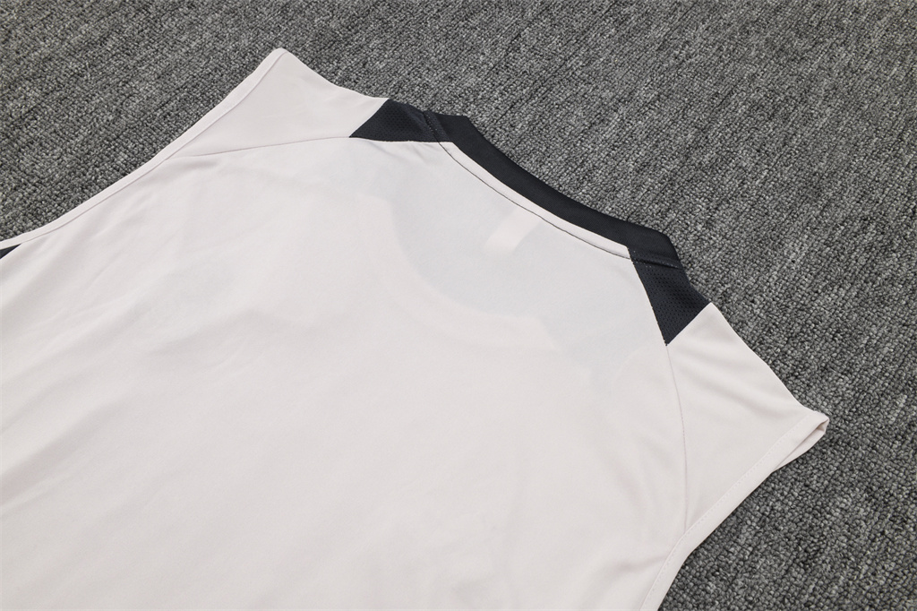 Real Madrid Training Jersey 24/25