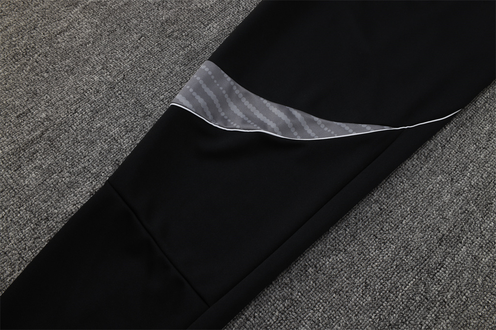 Real Madrid Training Pants 25/26