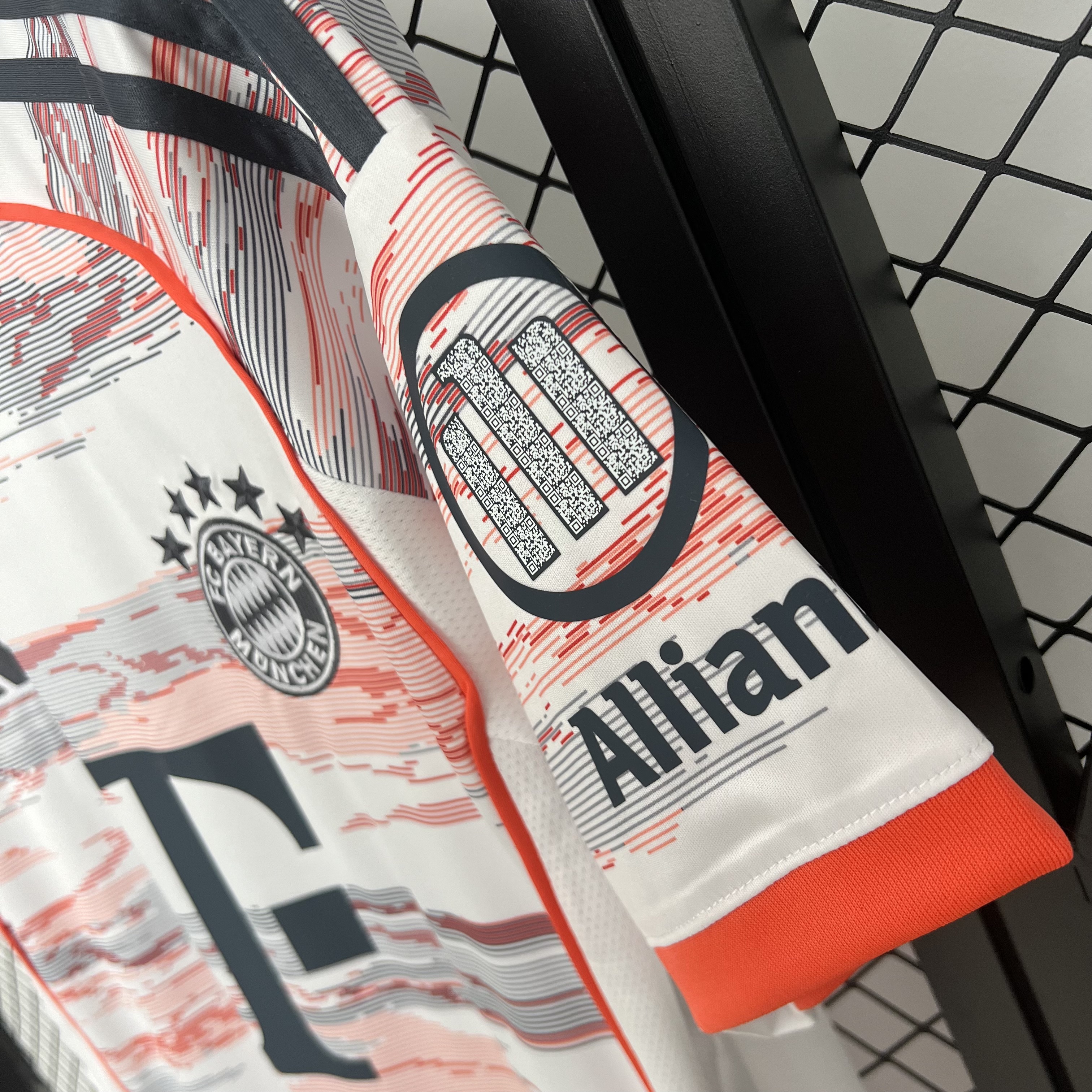 Bayern Munich Away Man Jersey 25/26