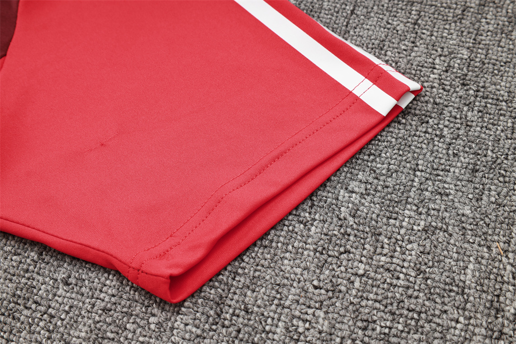 Internacional Training Short sleeve Suit 24/25