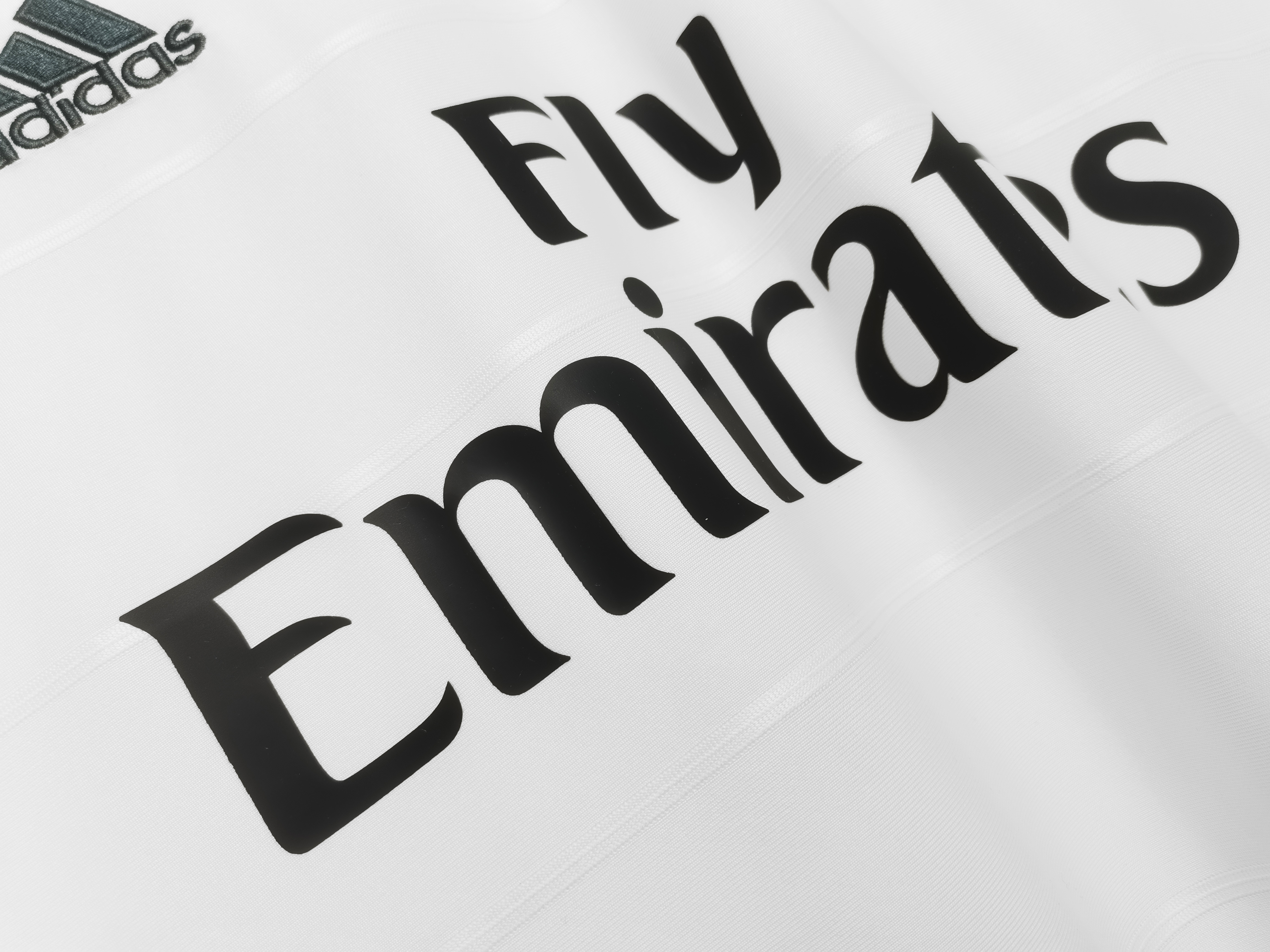 Real Madrid Home Retro Jersey 2013/14