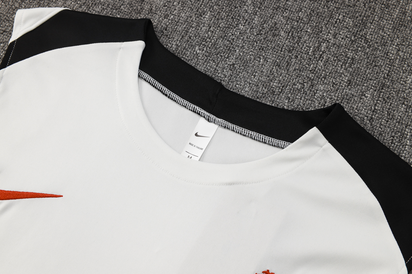 Liverpool Training Jersey 24/25