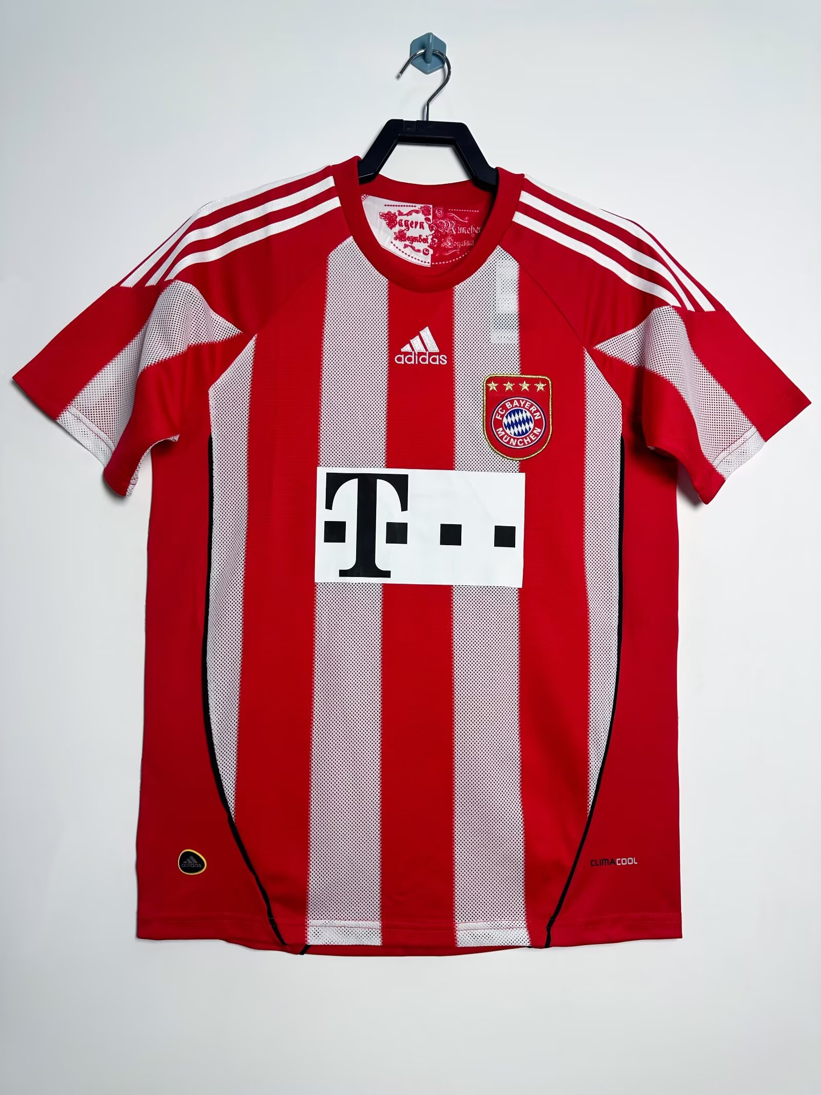 Bayern Munich Home Retro Jersey 2010/11