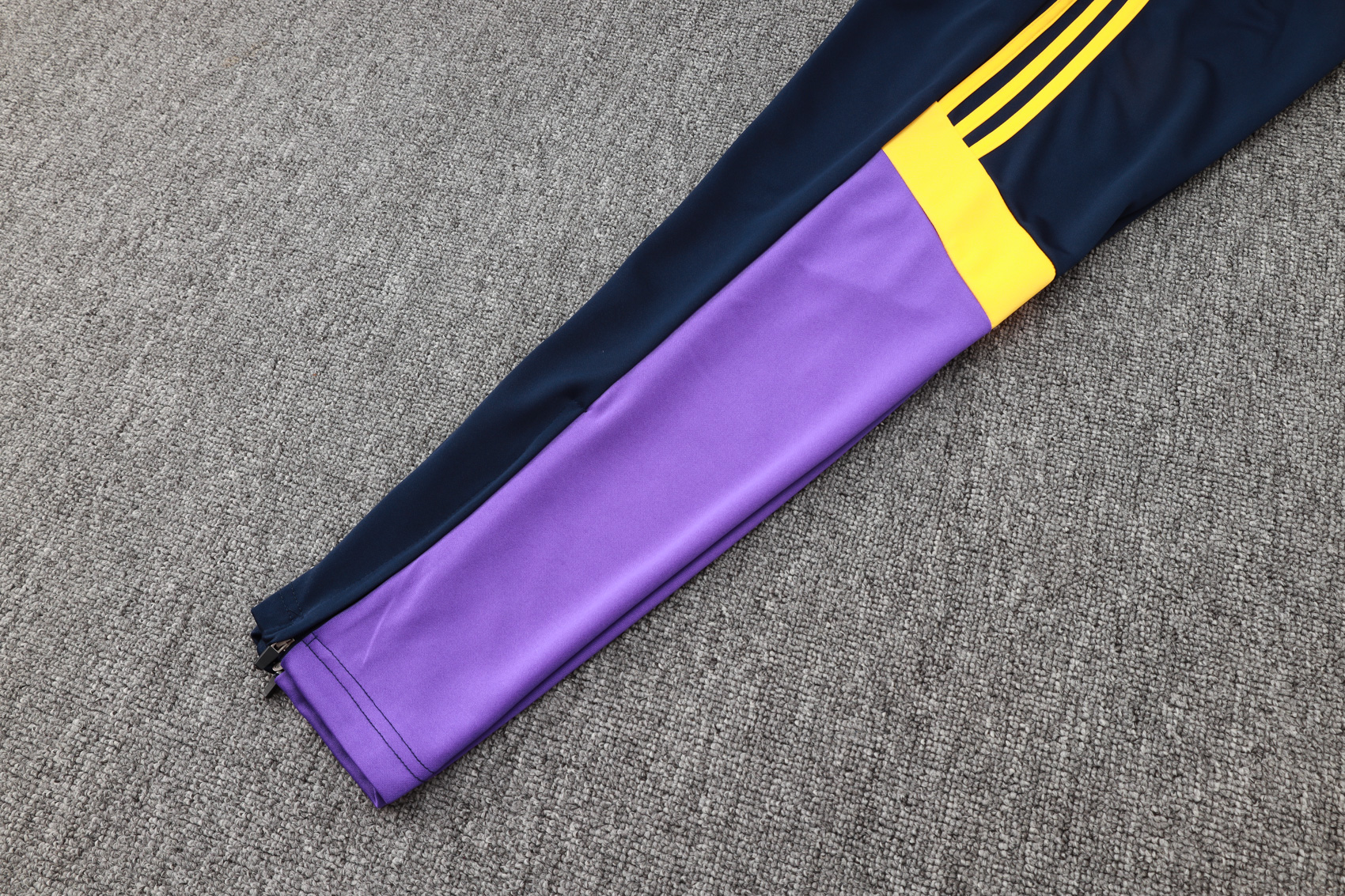 Real Madrid Training Pants 24/25