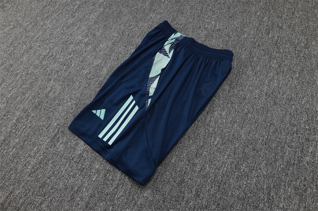 Manchester United Training Jersey 24/25