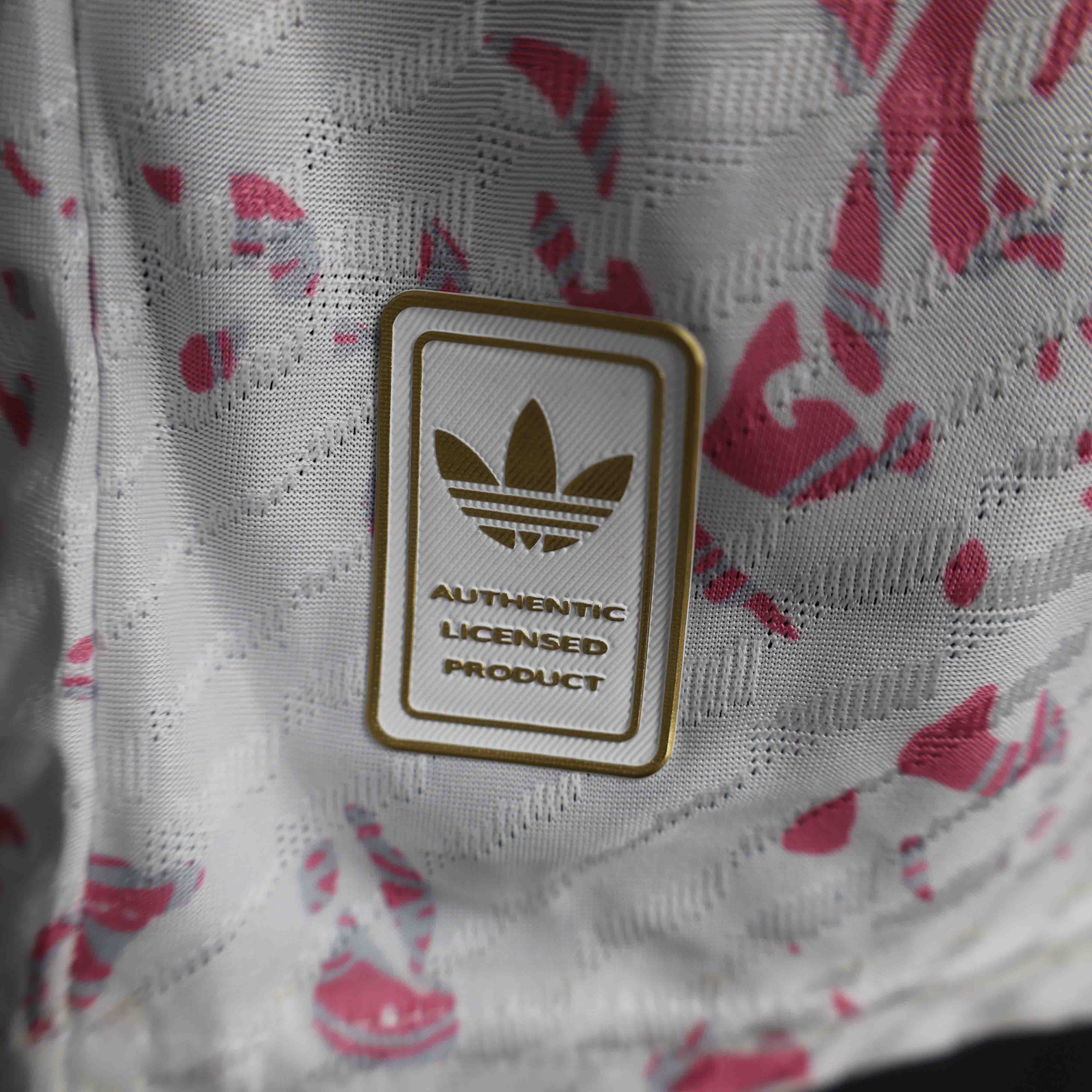 25-26 Real Madrid Pink Dragon Player Special Edition Football Shirt