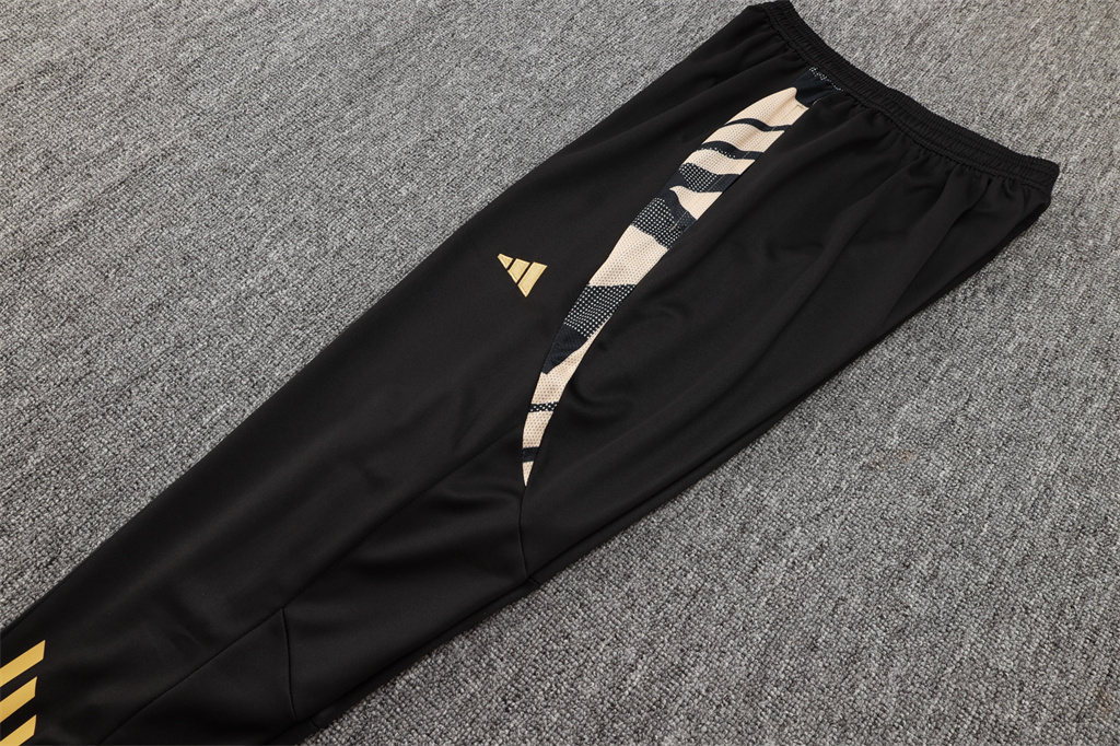 Real Madrid Training Pants 24/25