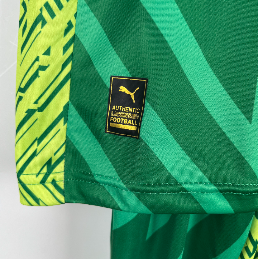 23-24 Kids Goalkeeper Manchester City Kit