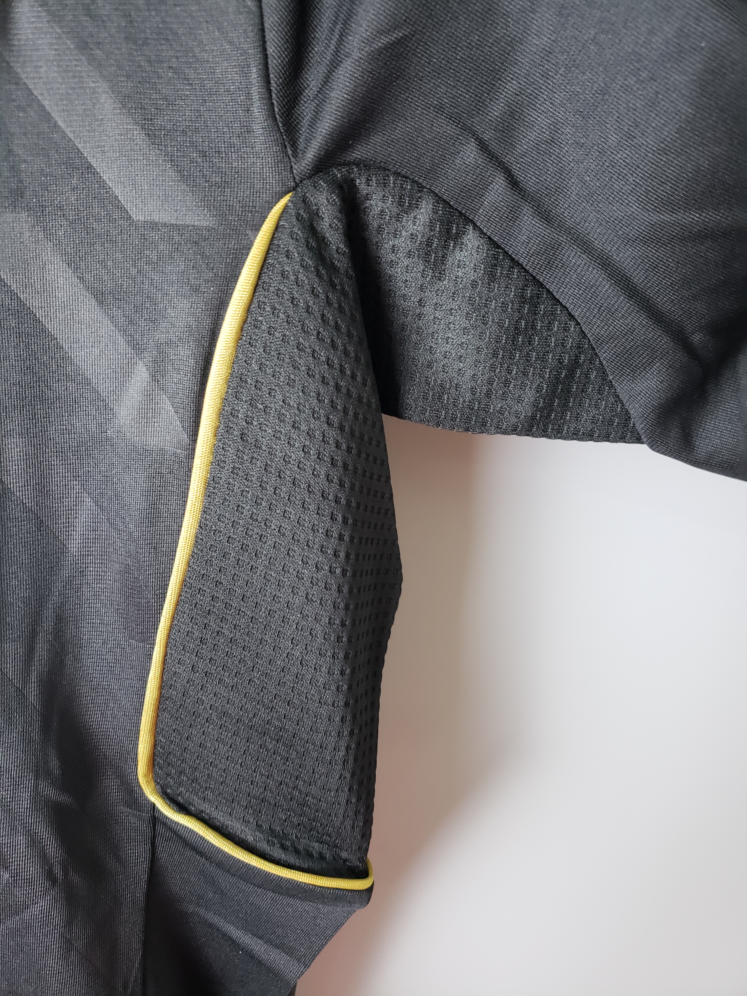 Real Madrid Away Retro Jersey 11/12