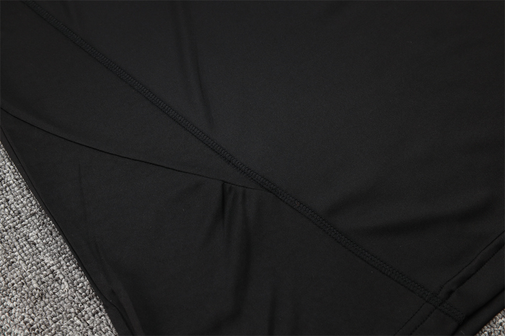 Bayern Munich Training Jersey 24/25