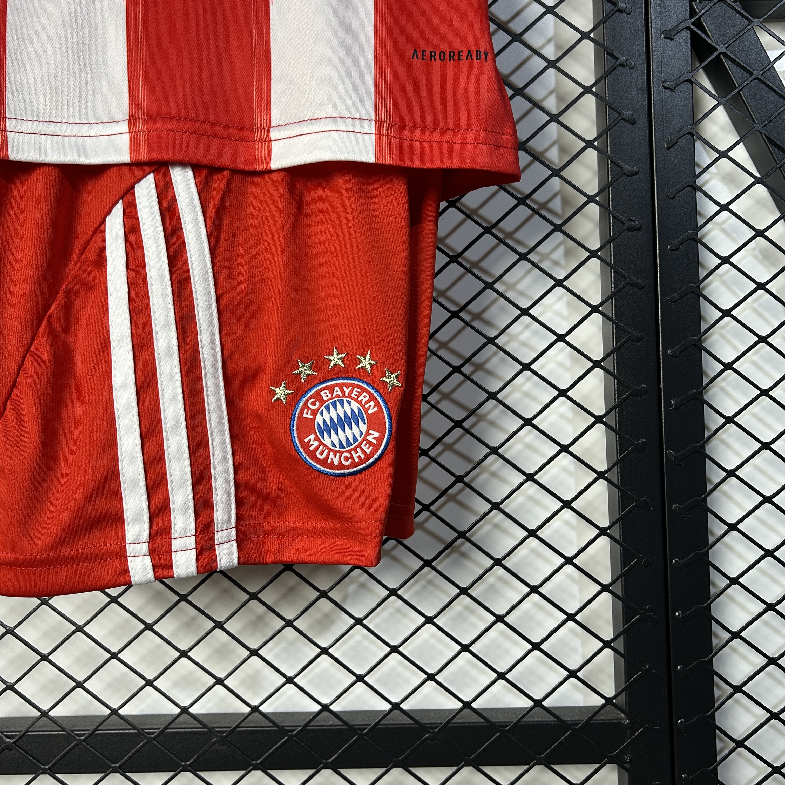 Bayern Munich Home Kids Suit & socks 25/26