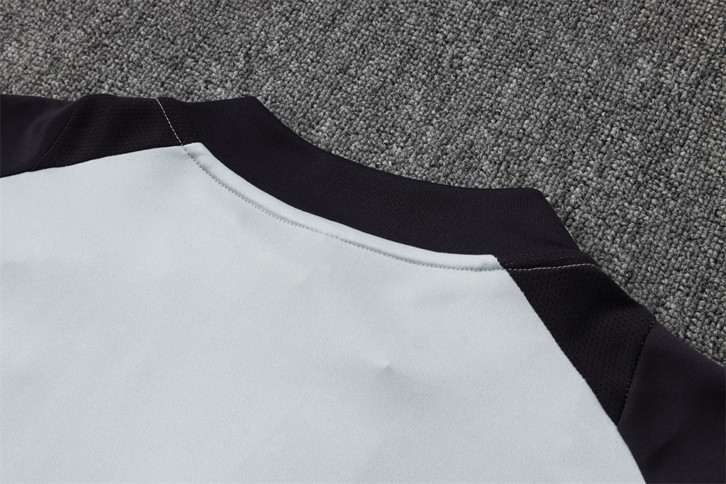 套装 Juventus Training Jacket Suit 24/25