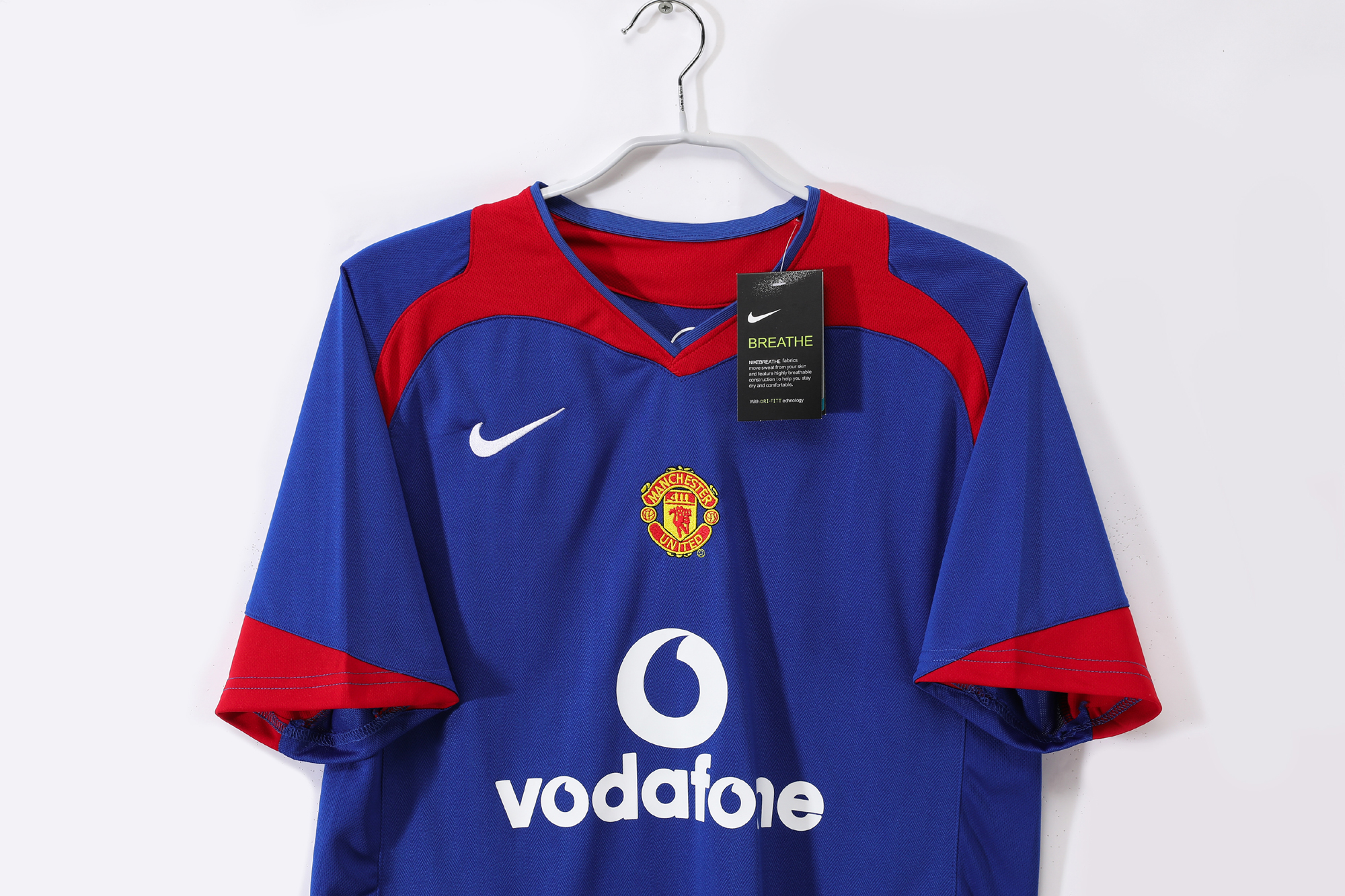 Manchester United Away Retro Jersey 04/06