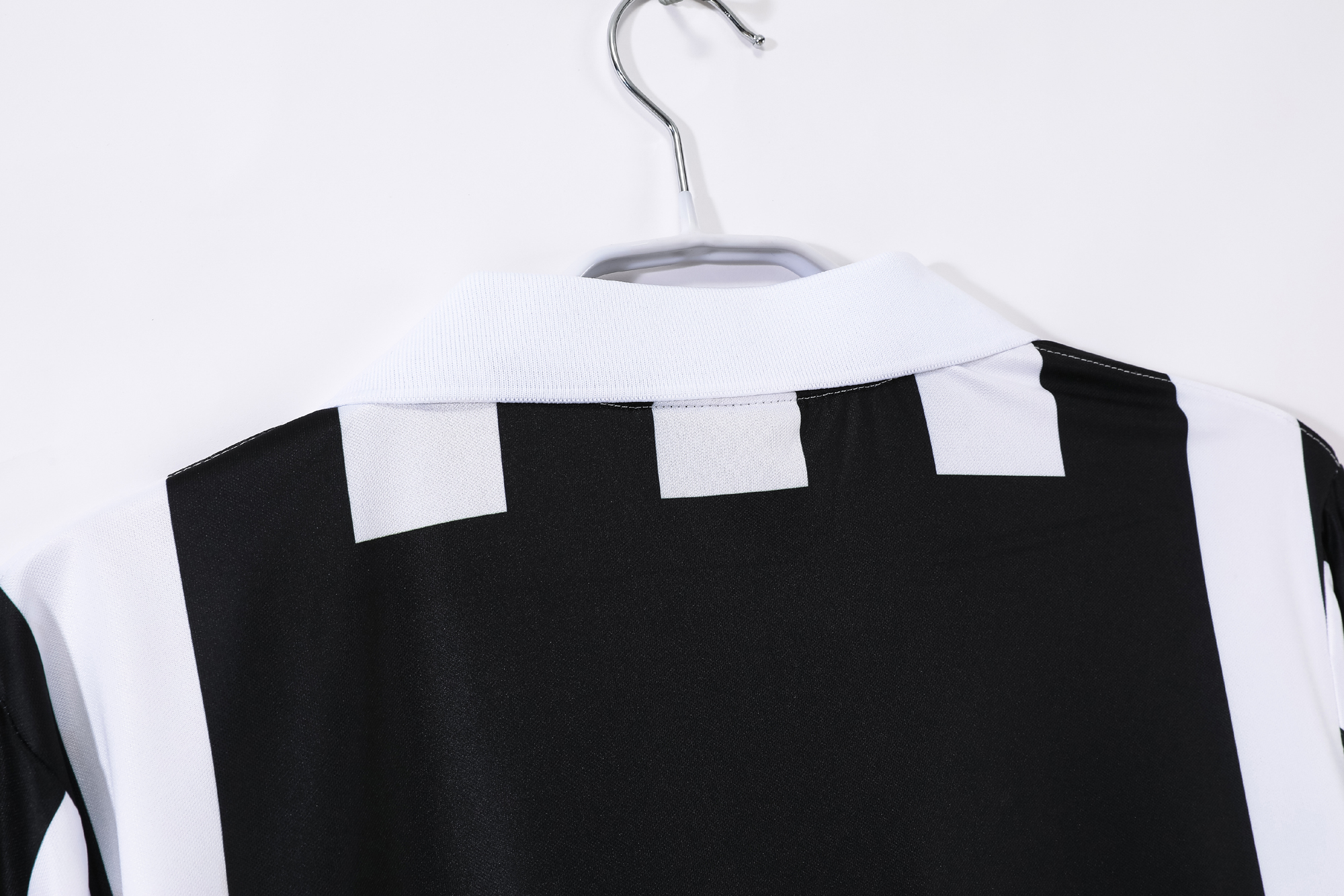 Juventus Home Retro Long Sleeve Jersey 1999/00