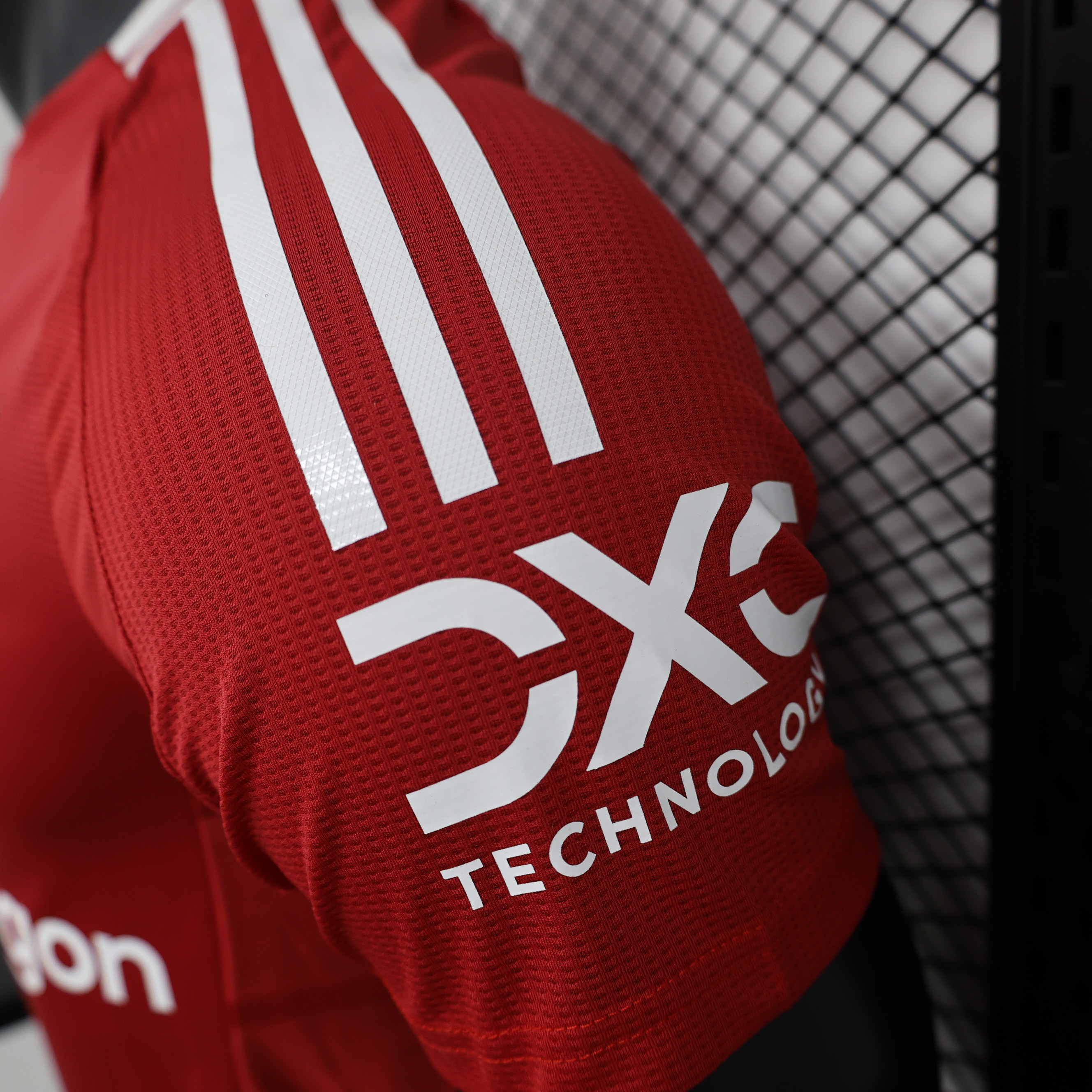 Manchester United Home Player Jersey 24/25