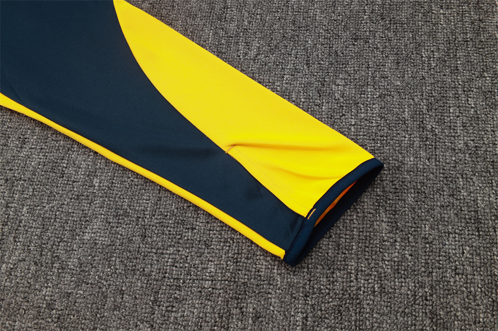 Real Madrid Kids Training Suit 24/25