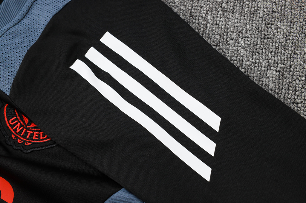 Manchester United Training Short sleeve Jersey 24/25