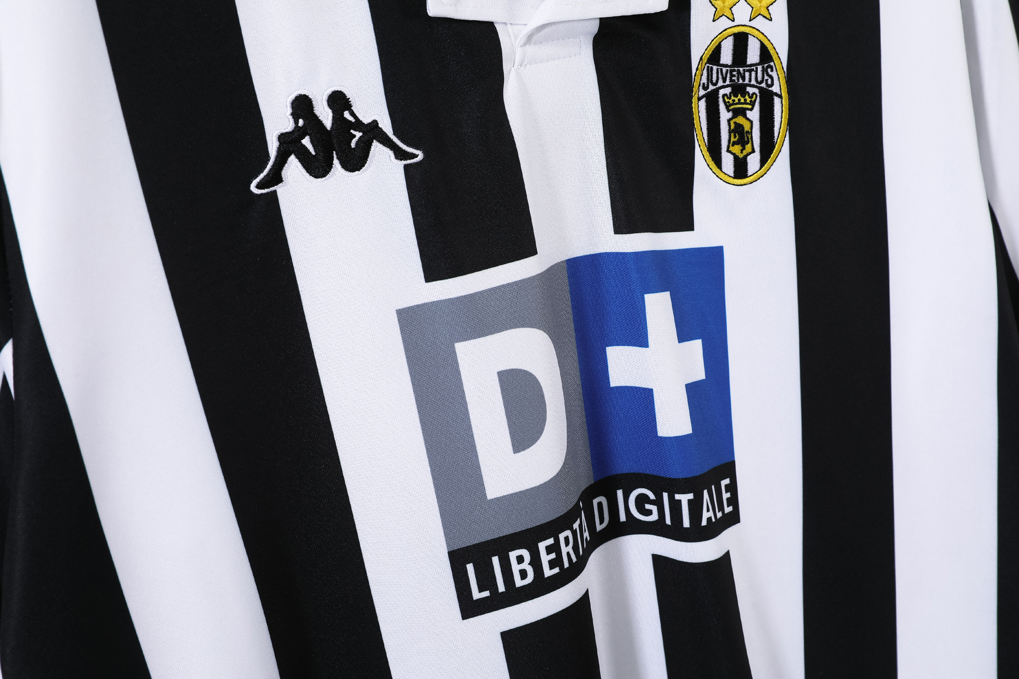 Juventus Home Retro Long Sleeve Jersey 1999/00