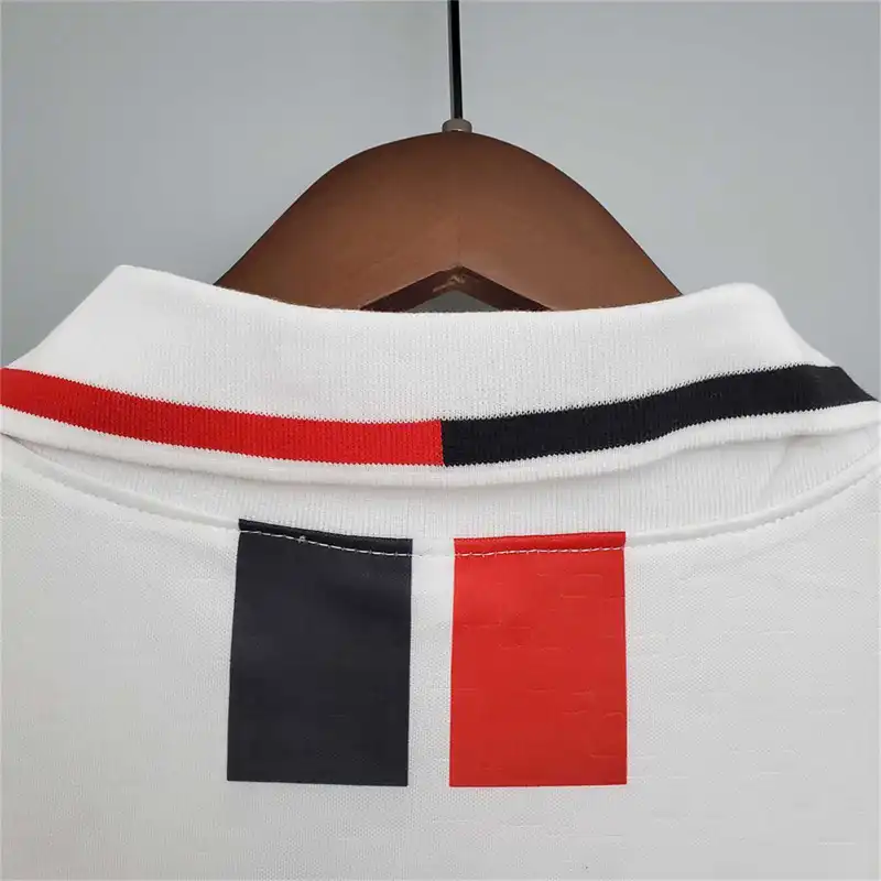 AC Milan BAGGIO #18 Retro Jersey Away 1996/97