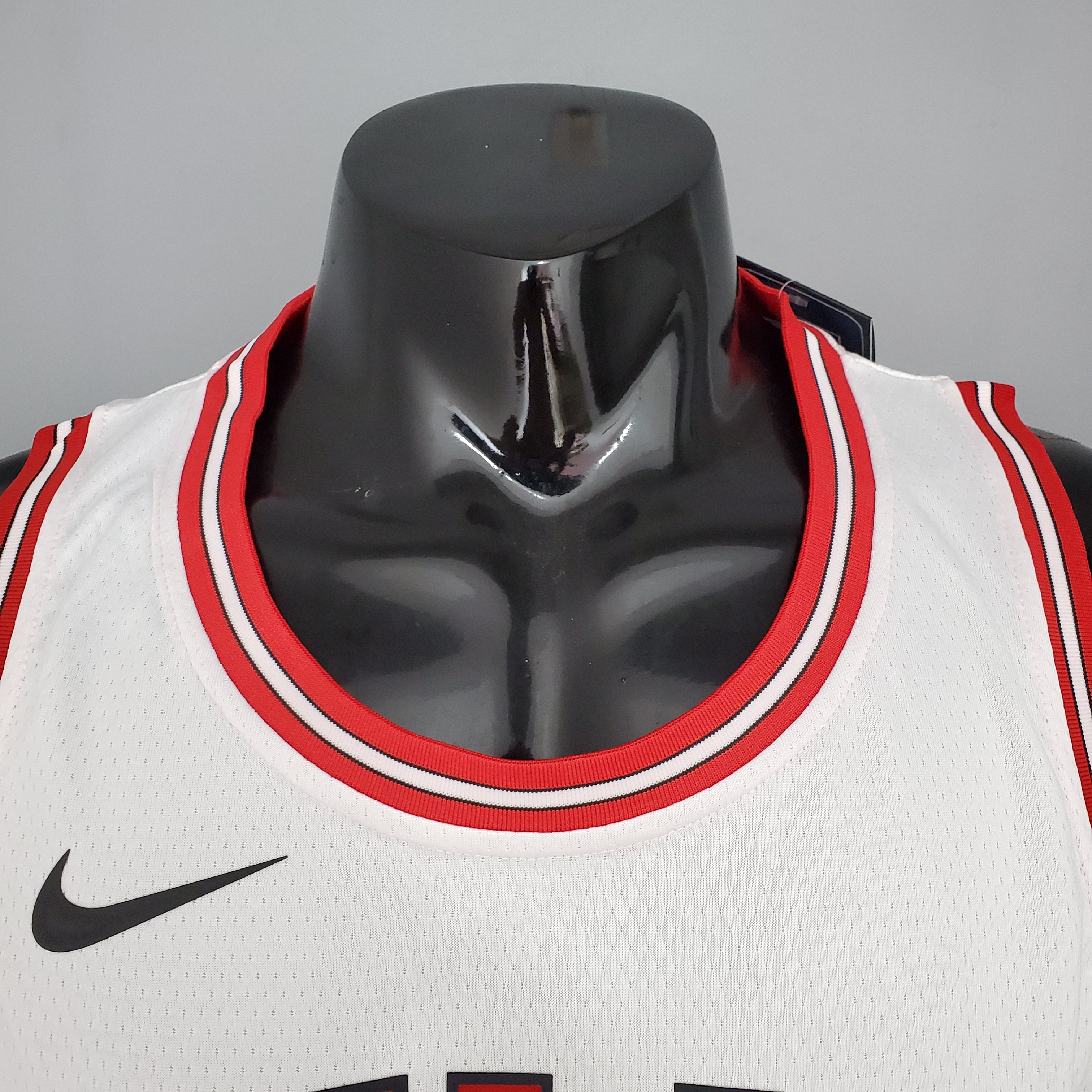 Lonzo Ball Chicago Bulls 75th Anniversary Swingman Jersey White