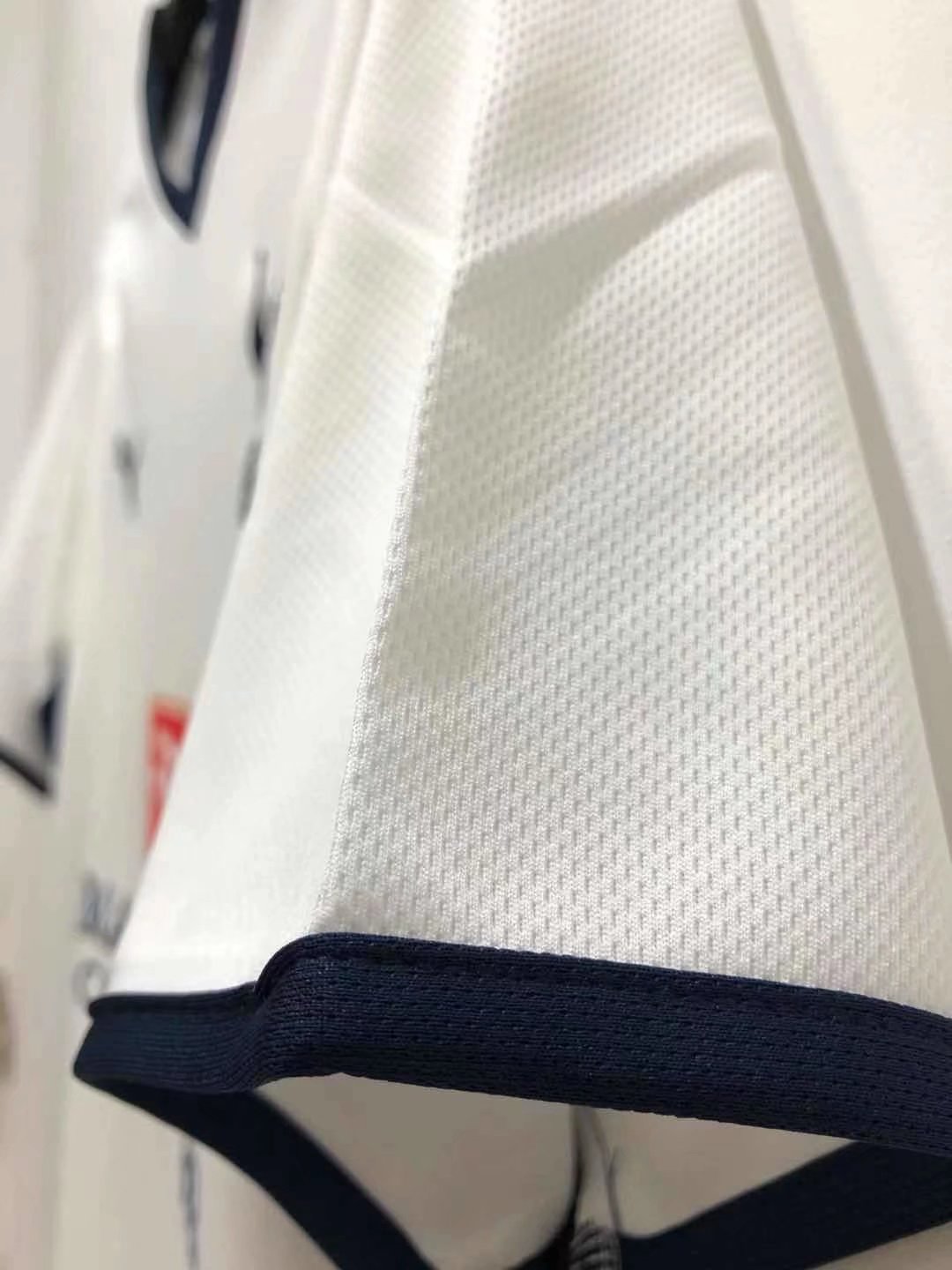 Tottenham Home Retro Jersey 08/09