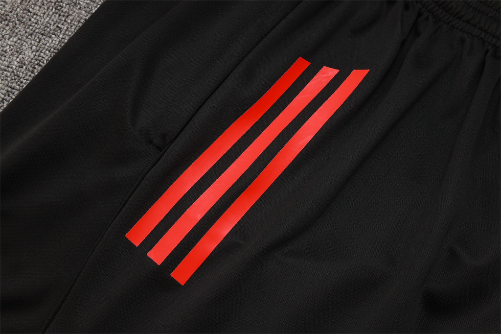 Liverpool Training Jersey 25/26