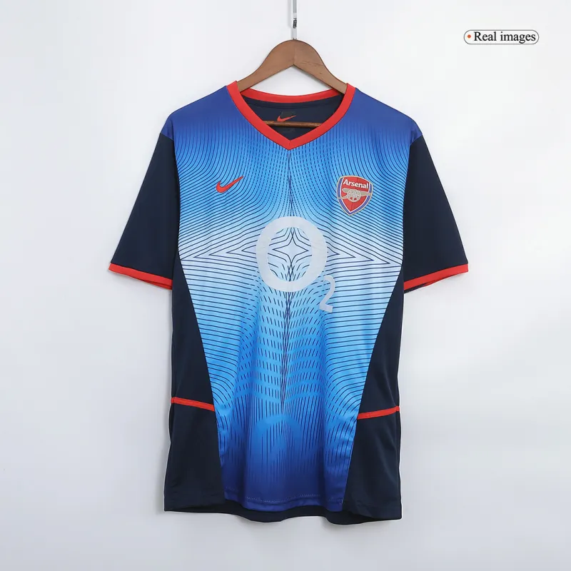02-04Arsenal Retro Third Away Jersey