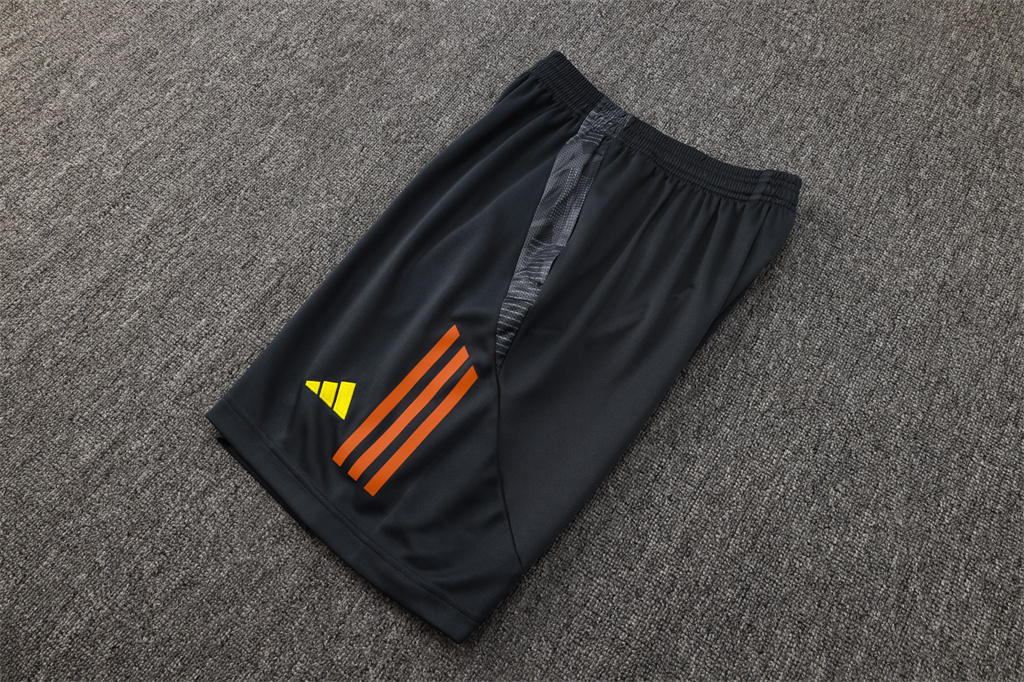 SL Benfica Training Jersey 24/25