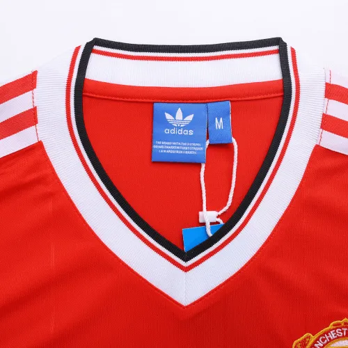 1982/84 Manchester United Retro Jersey Home