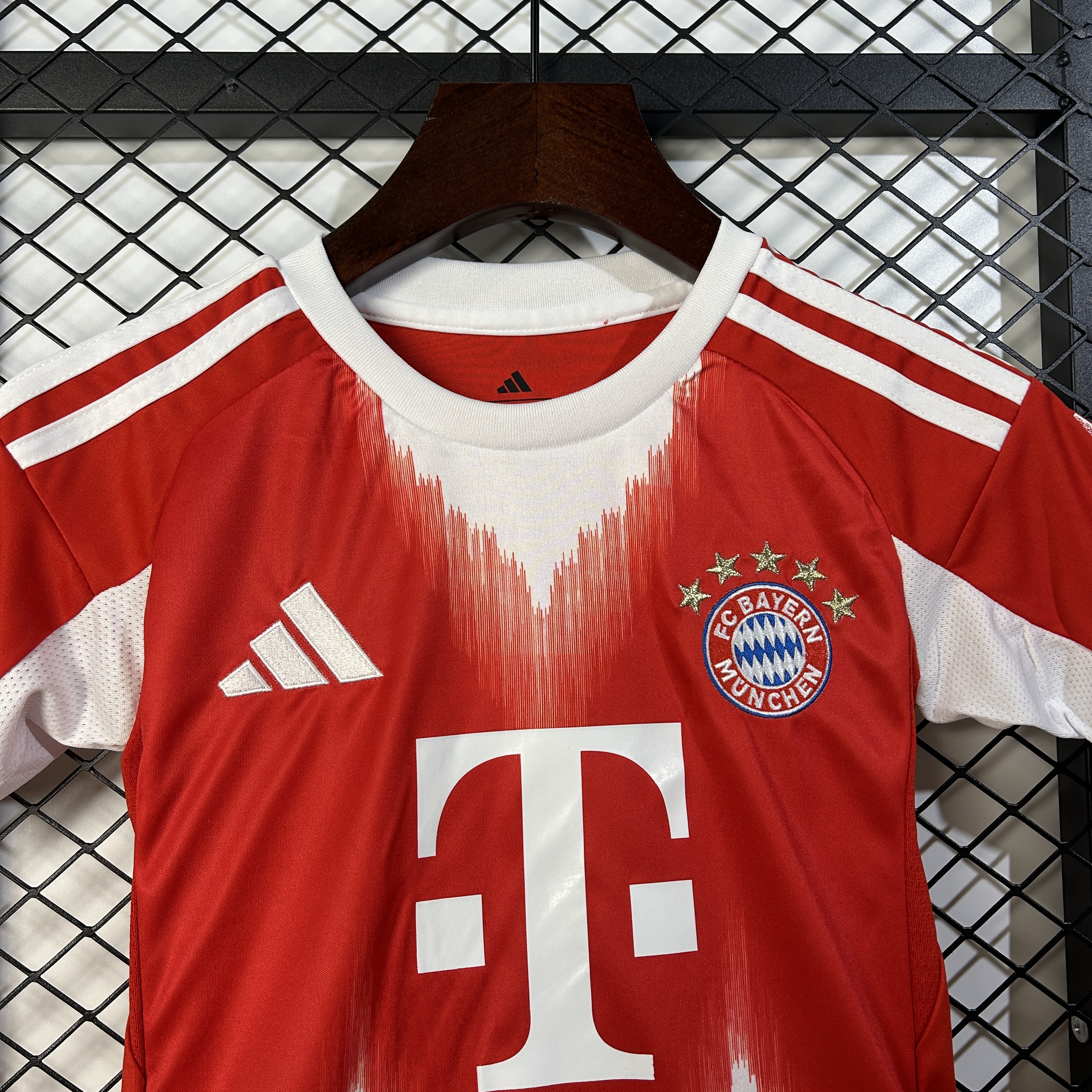 Bayern Munich Home Kids Suit & socks 25/26