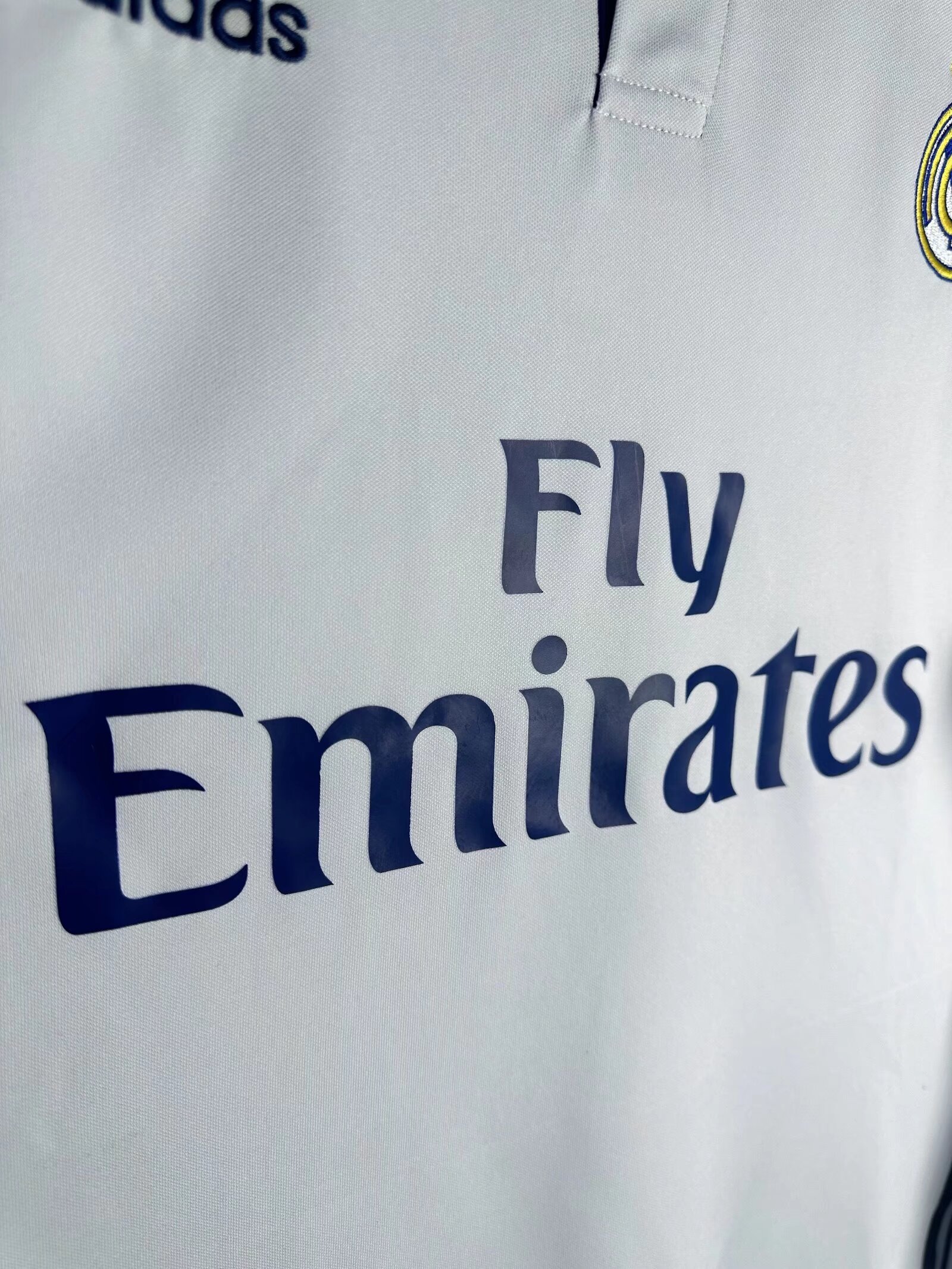 Real Madrid Home Long Sleeve Retro Jersey 2016/17