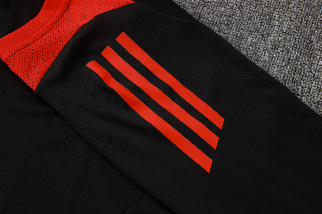 Internacional  Training Short sleeve Jersey 24/25