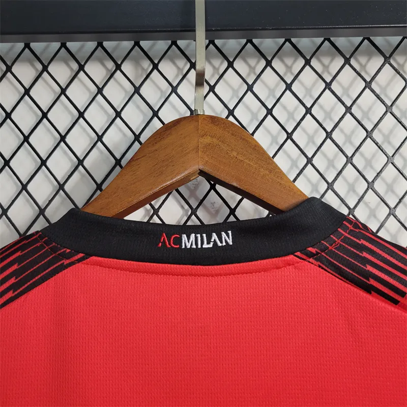 23-24 AC Milan Ibrahimović #11 Jersey Home