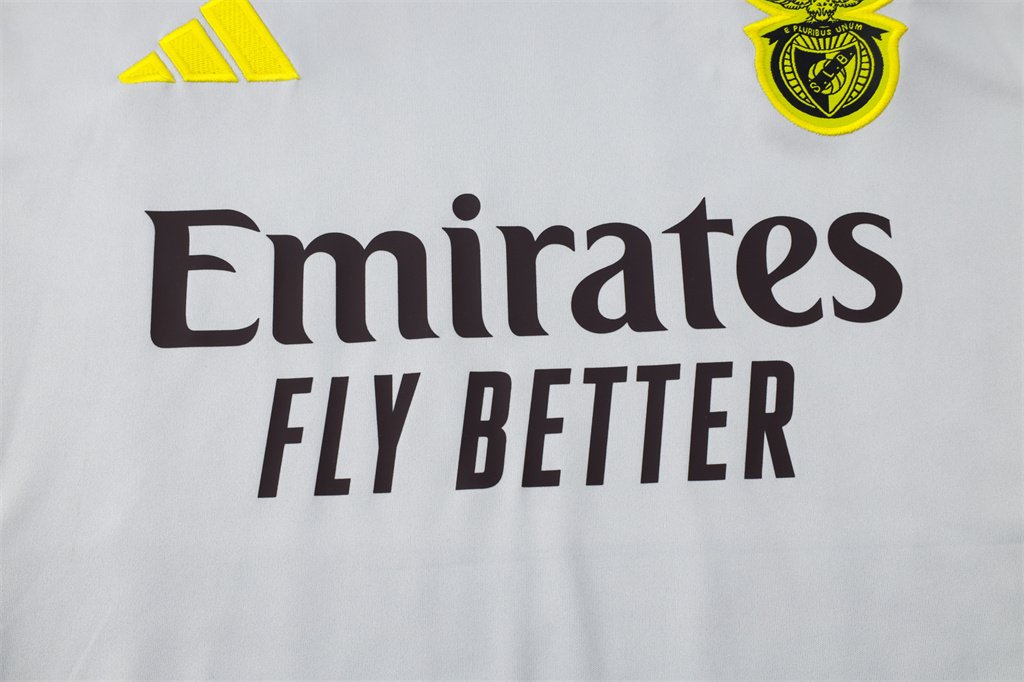 SL Benfica Training Jersey 24/25