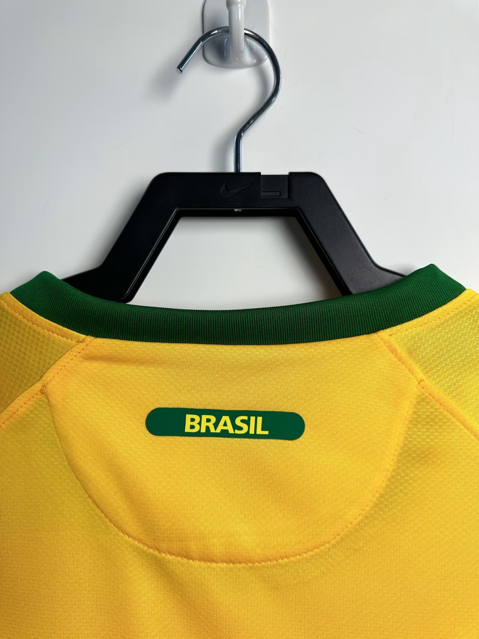 Brazil Home Retro Jersey 2010/11