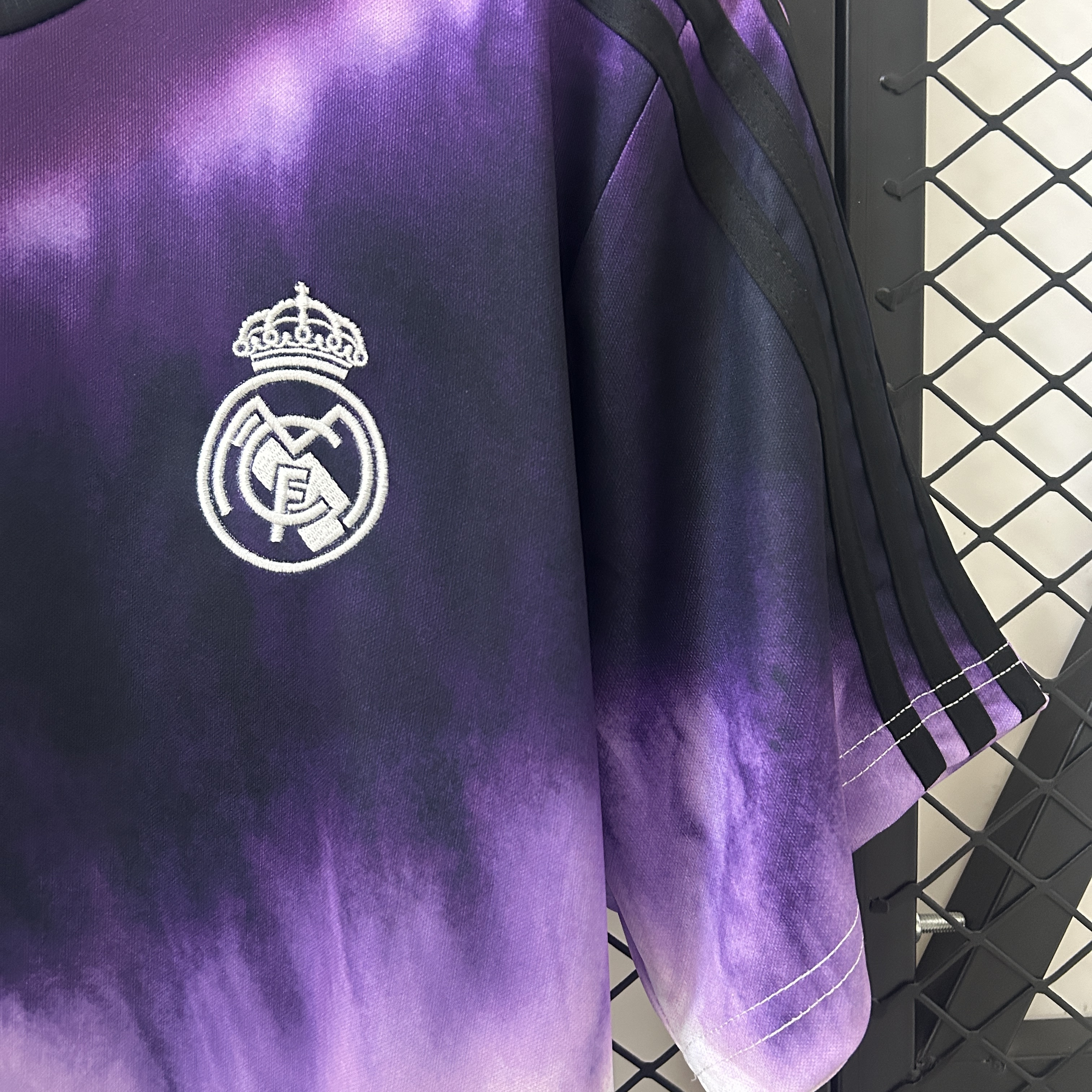 Real Madrid Special Edition Man Jersey 24/25