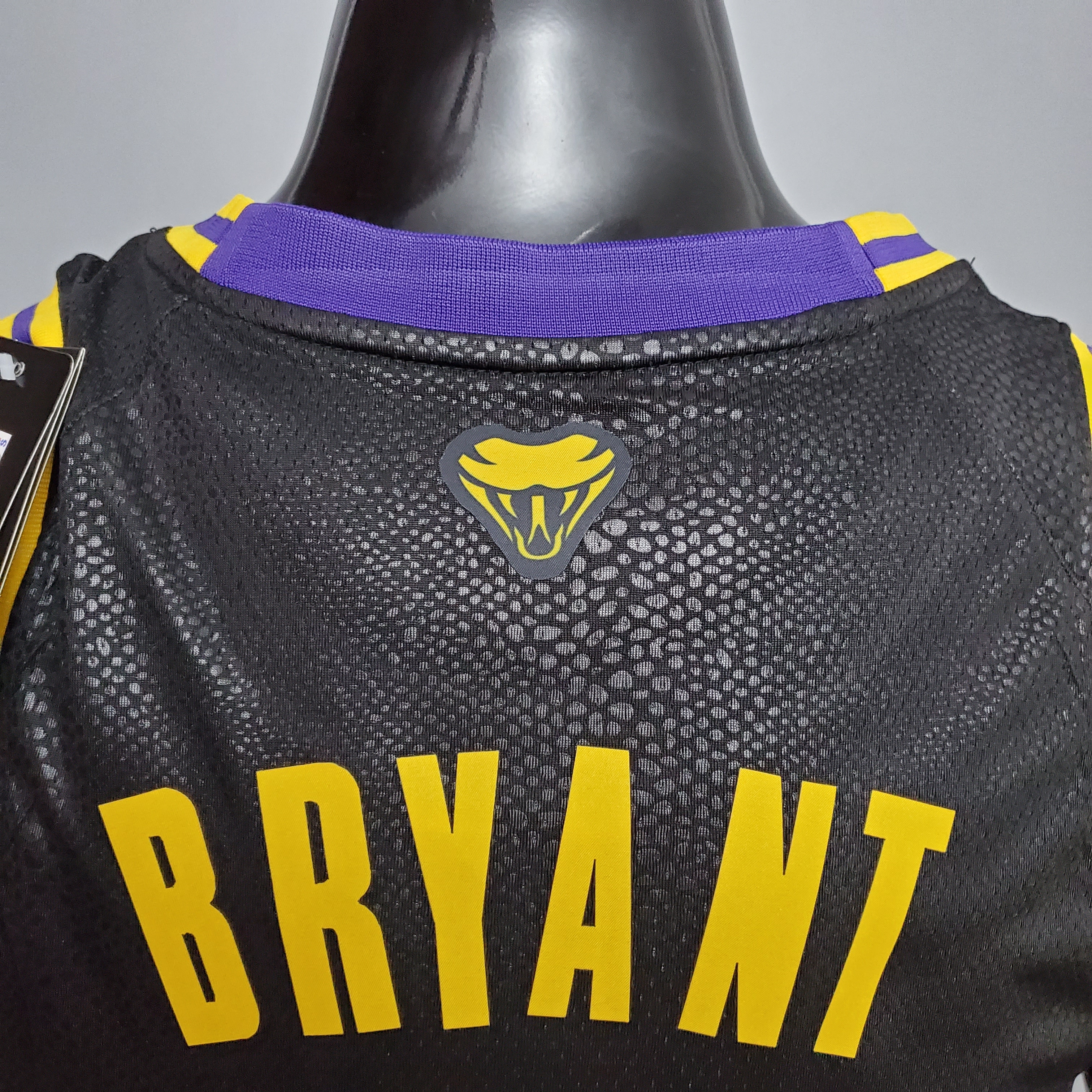 Kobe Bryant Los Angeles Lakers Swingman Jersey Black