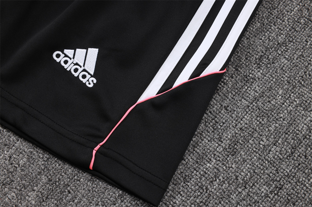 Juventus Training Jersey 25/26