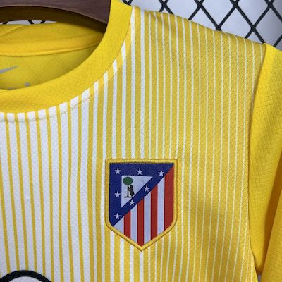 Atletico Madrid Yellow Goalkeeper Kid Kit football jersey 25-26