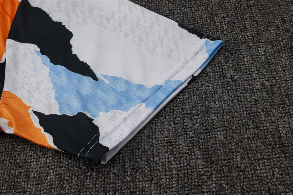 Real Madrid Training Short sleeve Jersey 24/25