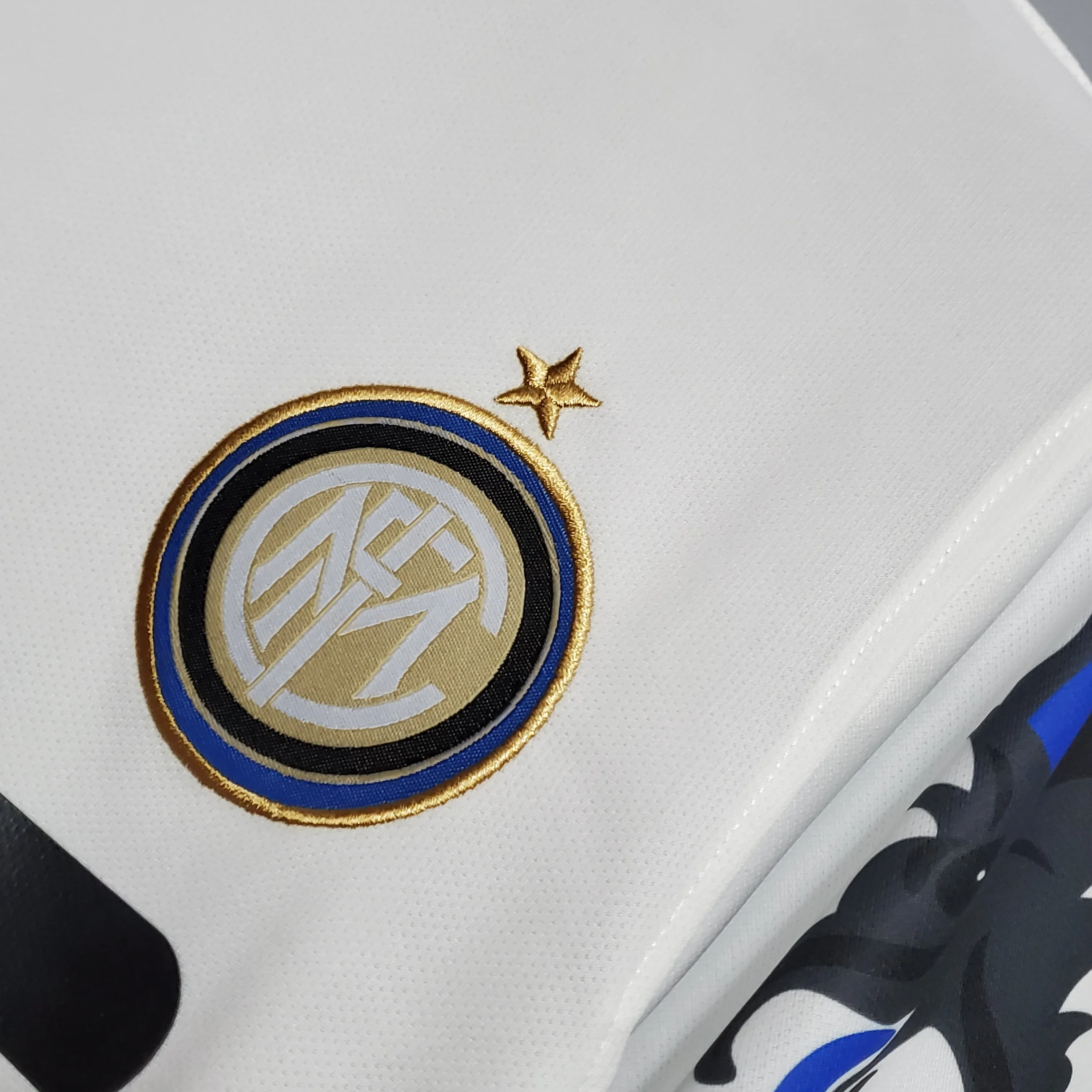 10-11 Inter Milan Retro Jersey Away