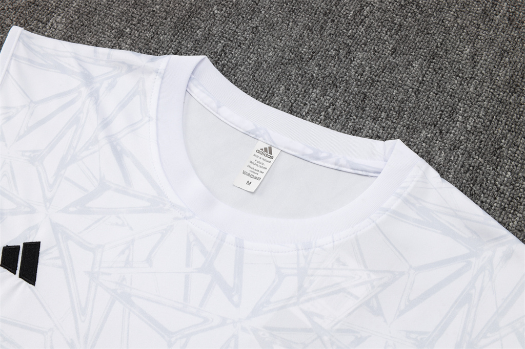 Real Madrid Training Jersey 24/25