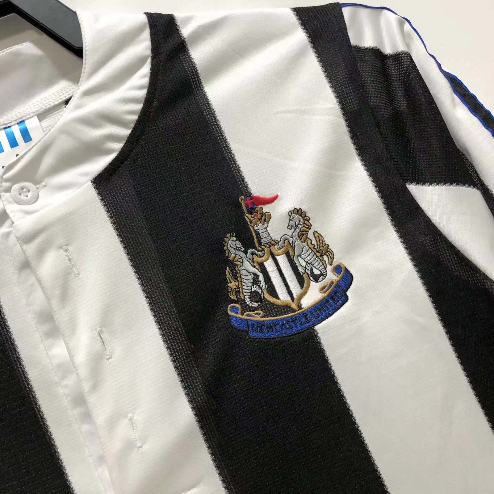 Newcastle United Home Long Sleeve Retro Jersey 1995/97