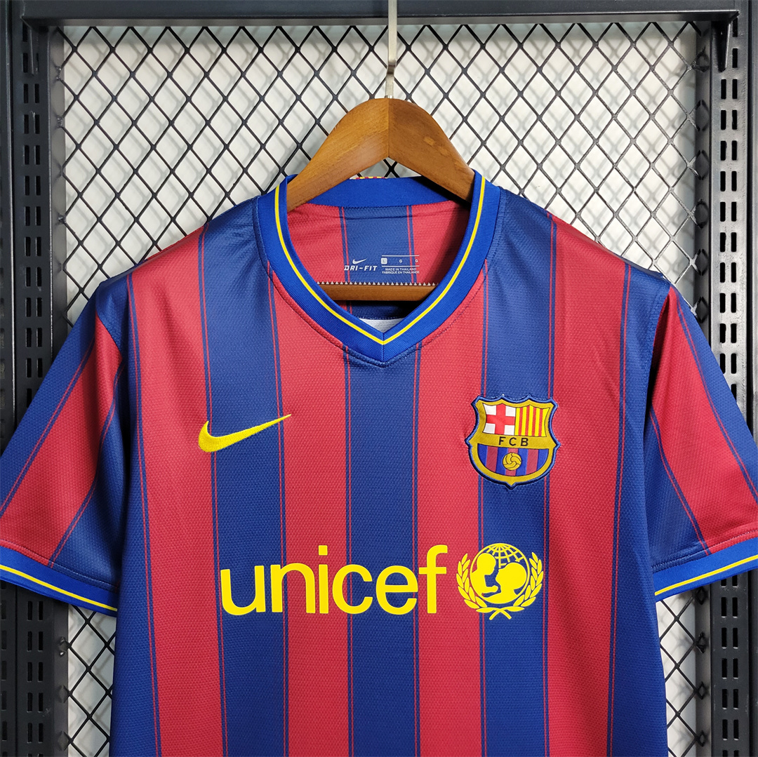09-10 Barcelona MESSI Home Retro Football Jersey