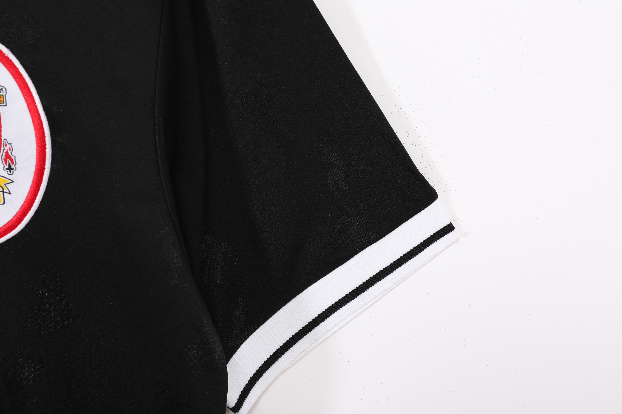 Liverpool Black Retro Jersey 1996/97