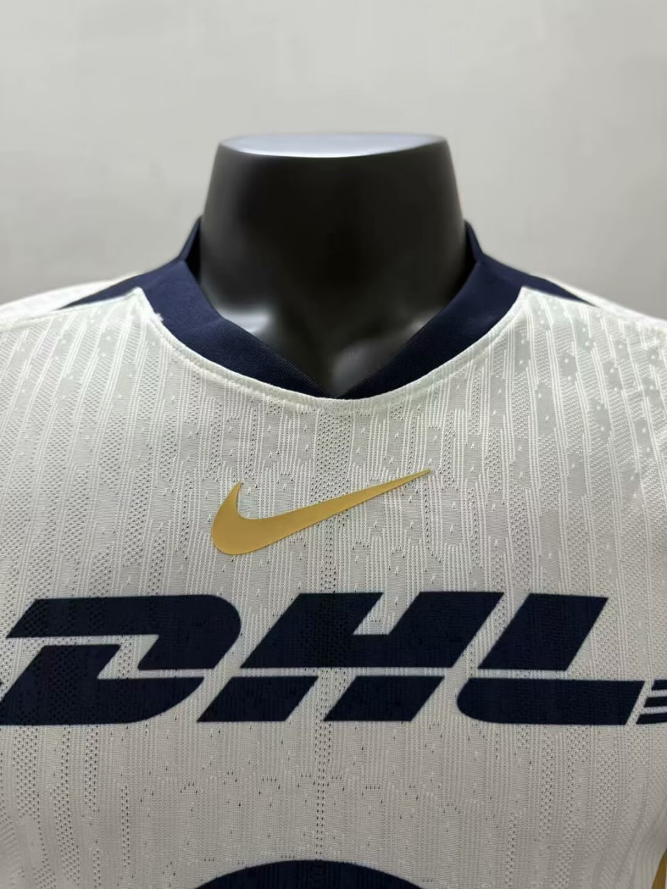 Pumas UNAM Home Man Player Jersey 25/26