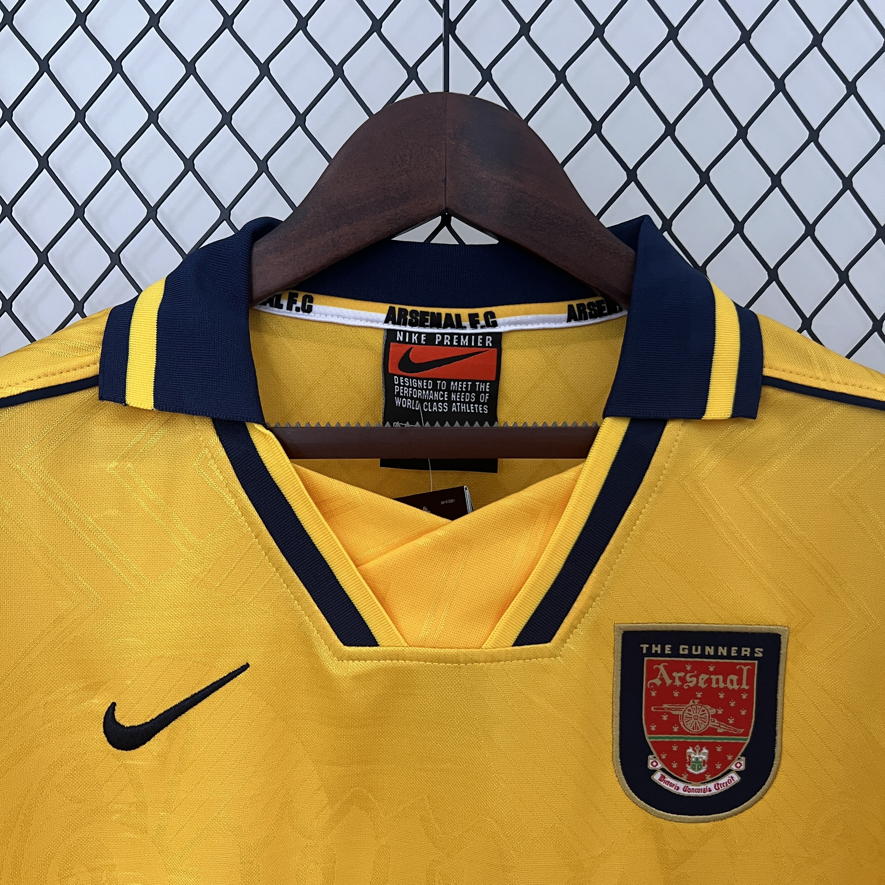 Arsenal Away Retro Jersey 1996/97